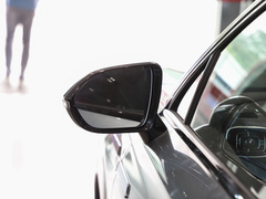 2023款 400T 两驱豪华版 5座