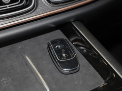 2023款 400T 两驱豪华版 5座