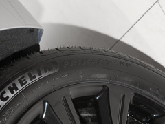 2022款 2.0T 两驱阿拉斯加冰川限量版
