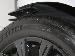 2022款 2.0T 两驱阿拉斯加冰川限量版