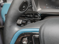 2022款 2.0T 两驱阿拉斯加冰川限量版