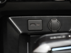 2023款 1.5L 双离合乐享版