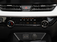 2023款 1.5L 双离合乐享版