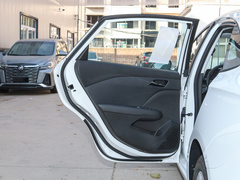 2023款 1.5L 双离合乐享版