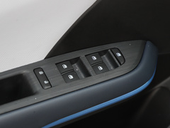 2023款 1.3T 轻混自动尊享版