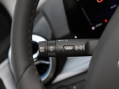 2023款 1.3T 轻混自动尊享版