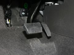 2023款 1.3T 轻混自动尊享版