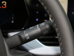 2023款 1.3T 轻混自动尊享版