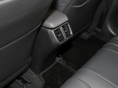 2022款 260h 探・酷版