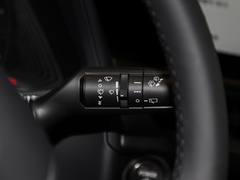 2022款 260h 探・趣版
