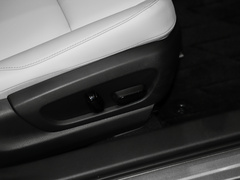 2022款 260h 探?趣版