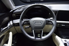 2022款 40 TFSI quattro 观云型 Light 飞骑套装