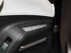 2023款 40 TFSI quattro 观云型 飞骑套装