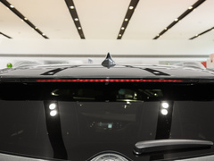 2022款 652T 四驱尊享旗舰型 6座