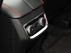 2023款 EcoBoost 285 四驱钛金版 7座