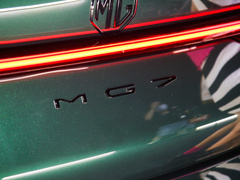 2023款 2.0T 自动猎美尊享版