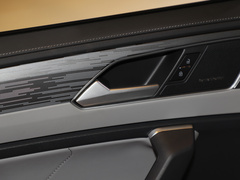 2023款 380TSI 四驱R-Line Pro智慧版