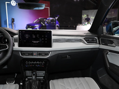 2023款 380TSI 四驱R-Line Pro智慧版