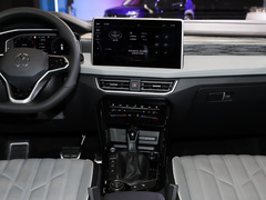 2023款 380TSI 四驱R-Line Pro智慧版