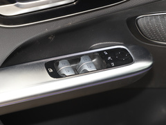 2023款 GLC 260 L 4MATIC 豪华型 5座