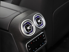 2023款 GLC 260 L 4MATIC 豪华型 5座