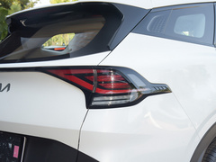 2023款 2.0T 两驱豪华版