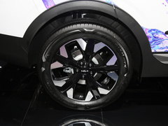 2023款 2.0T 两驱豪华版