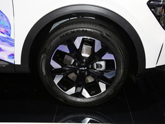 2023款 2.0T 两驱豪华版