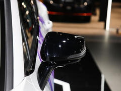 2023款 2.0T 两驱豪华版