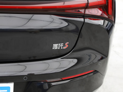 2022款 增程版 1160km 后驱大版
