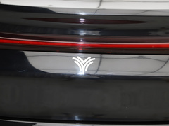 2022款 增程版 1160km 后驱大版