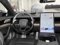 2022款 增程版 1160km 后驱大版