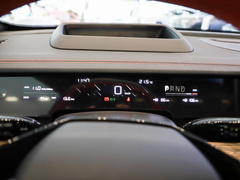 2022款 增程版 1160km 后驱大版