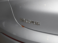 2022款 纯电 715km 后驱大版