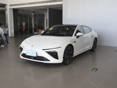 2022款 纯电 715km 后驱中版