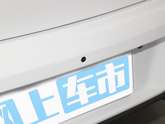 2022款 纯电 715km 后驱中版
