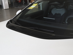 2022款 纯电 715km 后驱中版