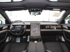 2022款 纯电 715km 后驱中版