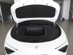 2022款 纯电 715km 后驱中版