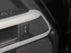 2023款 改款 90 3.0T P400 暗黑特别版