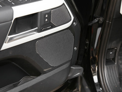 2023款 改款 110 3.0T P400 暗黑特别版