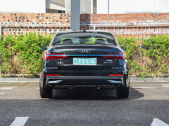 2023款 45 TFSI 臻选动感型