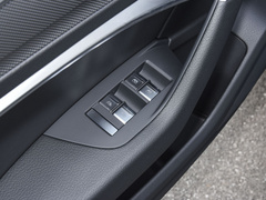 2023款 45 TFSI 臻选动感型