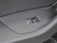 2023款 40 TFSI 豪华动感型