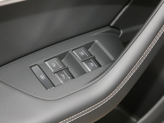 2023款 55 TFSI quattro 尊享动感型