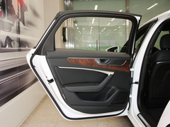 奥迪A6L 2023款 55 TFSI quattro 旗舰动感型
