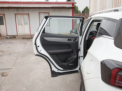 2023款 1.5L 手动乐享版