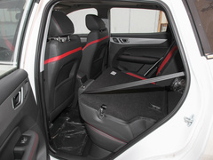 2023款 1.5L 手动乐享版