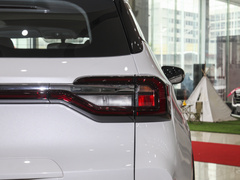 2023款 1.5L 手动乐享版