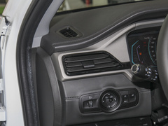 2023款 1.5L 手动乐享版